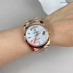 1:1 Super Clone Uhr Rolex Day-Date 228235-0056 Roségold mit Perlmutt-Zifferblatt 40mm