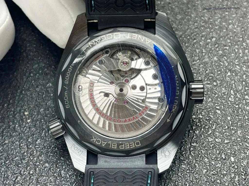 Premium Replica Uhr Omega Seamaster Planet Ocean 215.92.46.22.01.006 Schwarze Keramik 45,5 mm