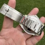Premium Replica Uhr Rolex Sea-Dweller 126600 Edelstahl mit rotem Schriftzug 43mm