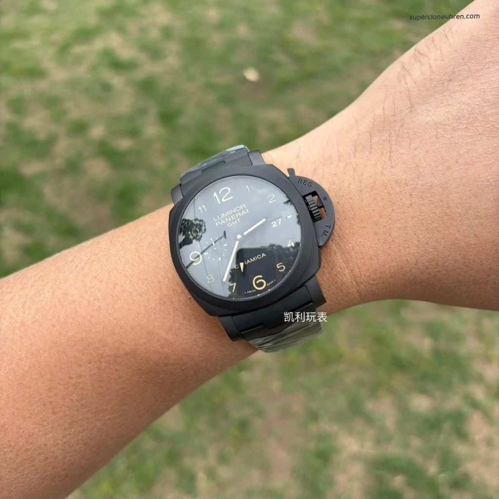 1:1 Super Clone Uhr Panerai Luminor PAM00438 Vollkeramik 44mm