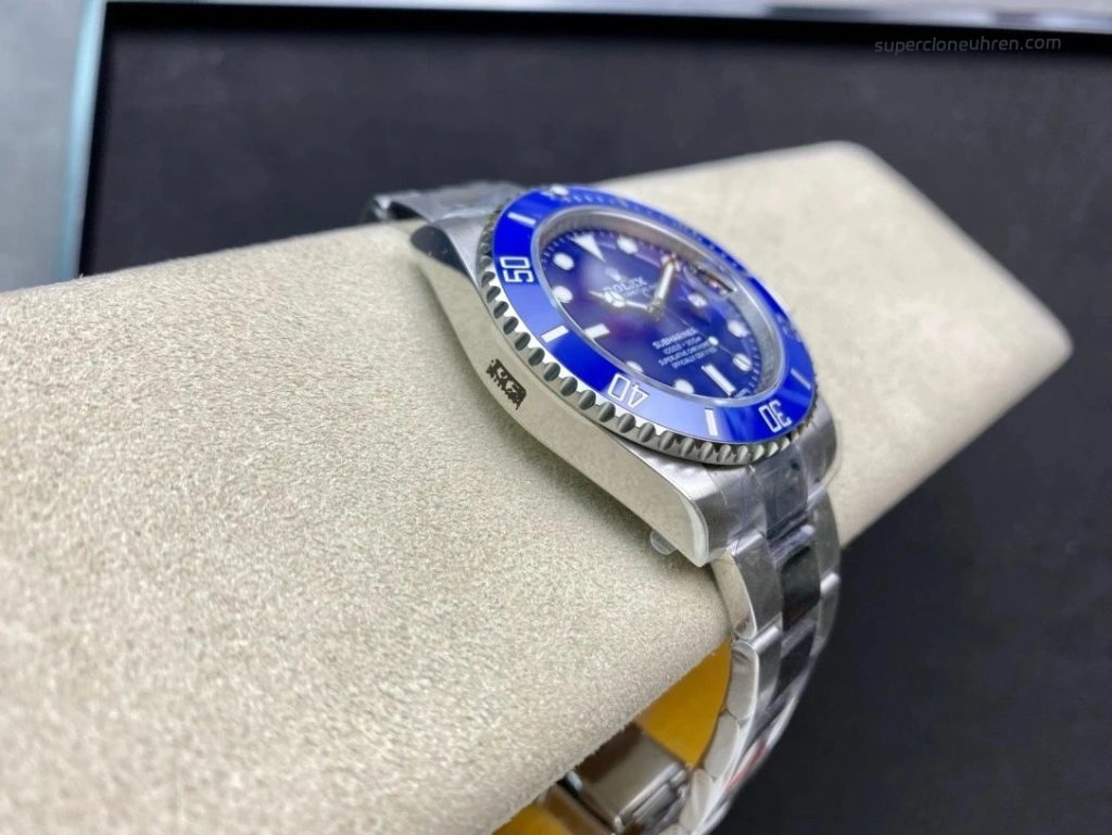 Super Clone Rolex Submariner 116619LB-97209 mit blauem Keramikring 40mm