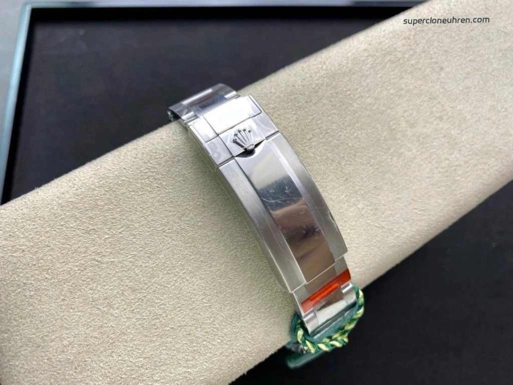 Super Clone Rolex Submariner 116619LB-97209 mit blauem Keramikring 40mm