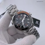 Premium Replica Uhr Omega Seamaster Planet Ocean 215.30.44.21.01.002 mit orangefarbener Lünette 43,5 mm