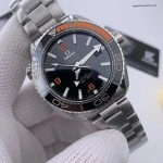Premium Replica Uhr Omega Seamaster Planet Ocean 215.30.44.21.01.002 mit orangefarbener Lünette 43,5 mm
