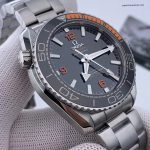 Premium Replica Uhr Omega Seamaster Planet Ocean 215.30.44.21.01.002 mit orangefarbener Lünette 43,5 mm
