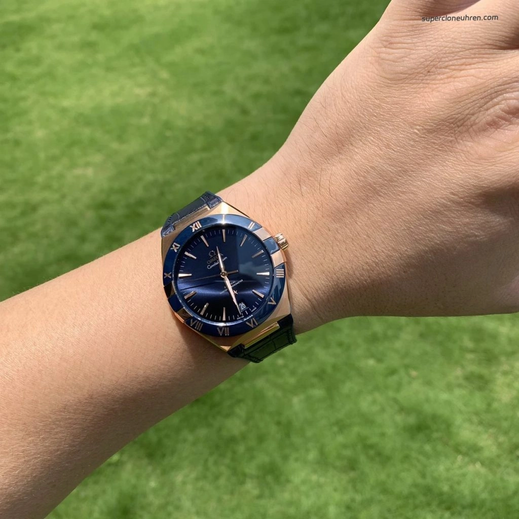 Premium Replica Uhr Omega Constellation 131.63.41.21.03.001 Roségold Keramiklünette 41mm
