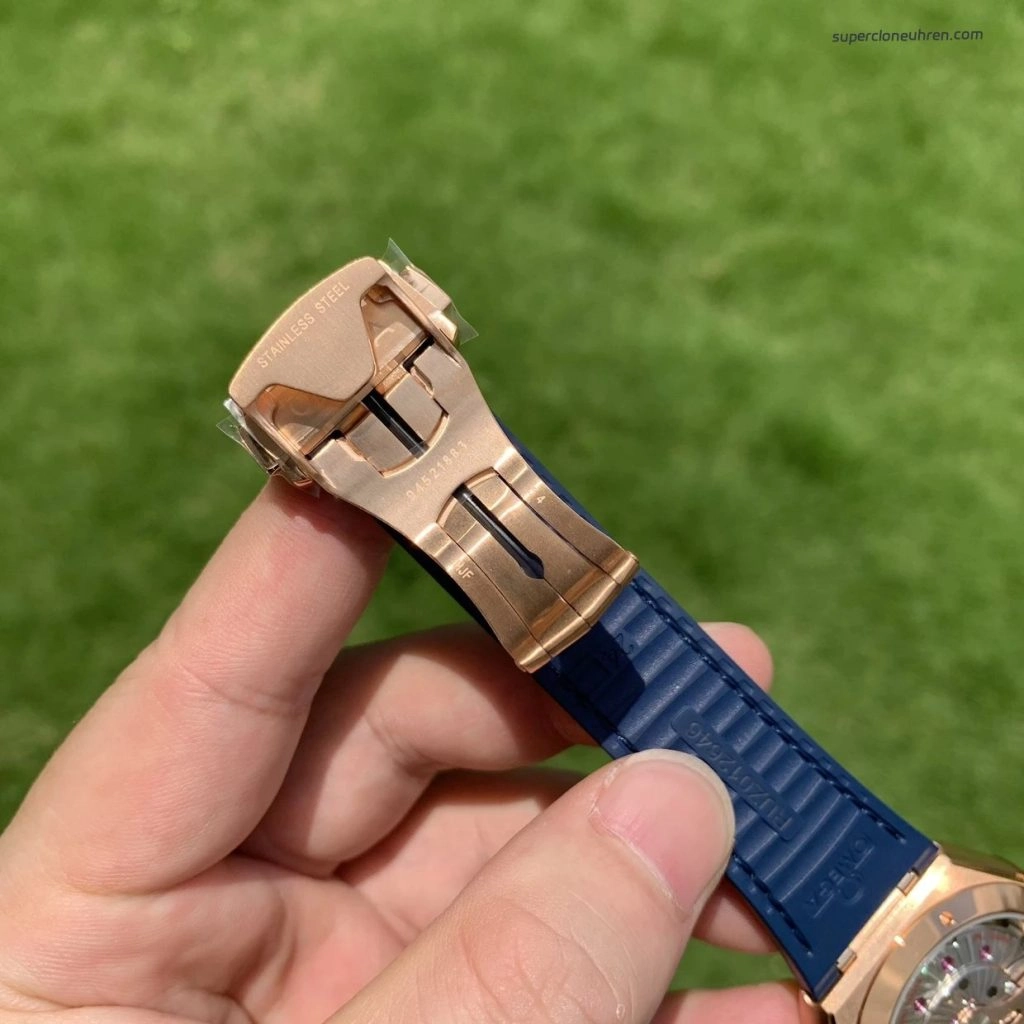 Premium Replica Uhr Omega Constellation 131.63.41.21.03.001 Roségold Keramiklünette 41mm