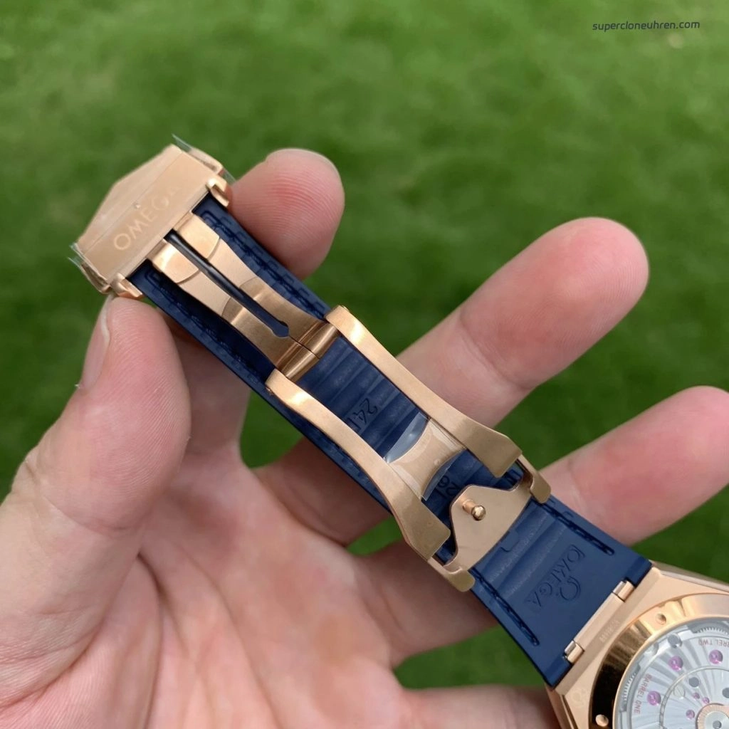 Premium Replica Uhr Omega Constellation 131.63.41.21.03.001 Roségold Keramiklünette 41mm