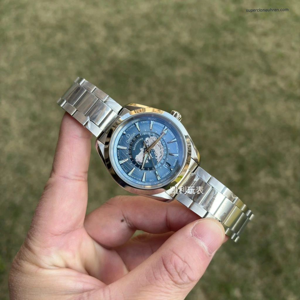 Super Clone Omega Seamaster Aqua Terra Worldtimer 220.10.43.22.03.002 Eisblaues Zifferblatt 43mm