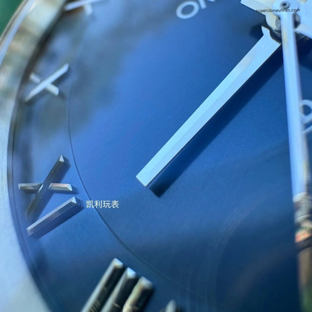 Premium Replica Uhr Omega De Ville 431.10.41.21.03.001 blaues Zifferblatt Edelstahl 41 mm
