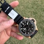 Super Clone Panerai Submersible PAM01070 Roségold mit Carbon-Lünette 44 mm