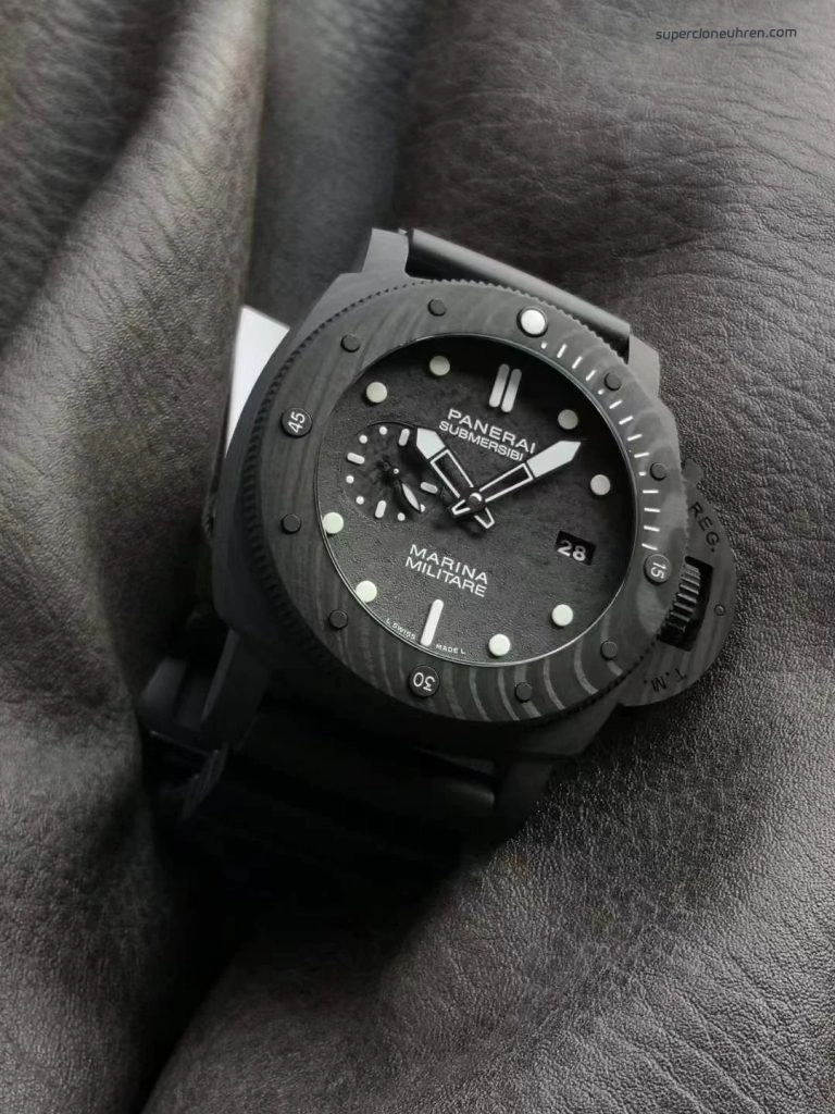Premium Replica Uhr Panerai Submersible PAM00979 Carbon-Keramik 47mm