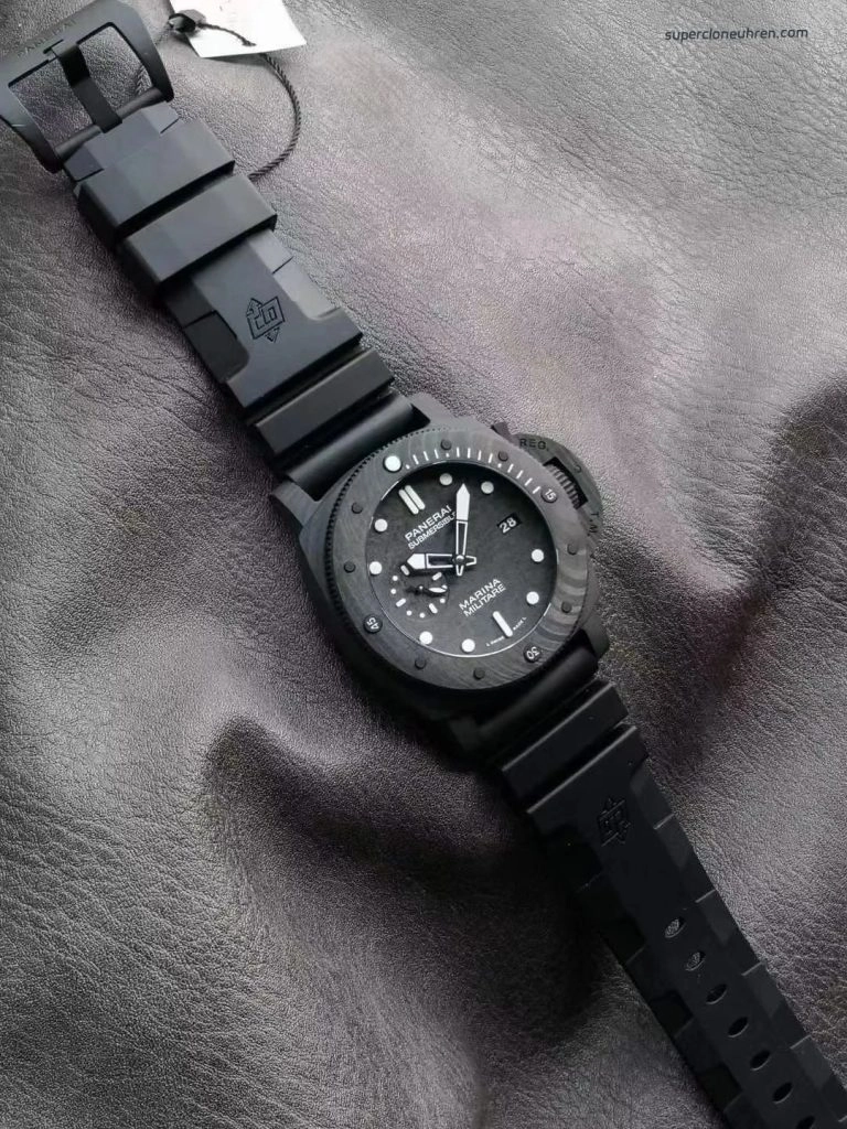 Premium Replica Uhr Panerai Submersible PAM00979 Carbon-Keramik 47mm
