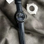 Premium Replica Uhr Panerai Luminor PAM01664 aus Carbon mit tiefblauem Lederband 44mm