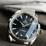 Premium Replica Uhr Omega Seamaster 220.10.41.21.03.001 blaues Teak-Zifferblatt 41mm