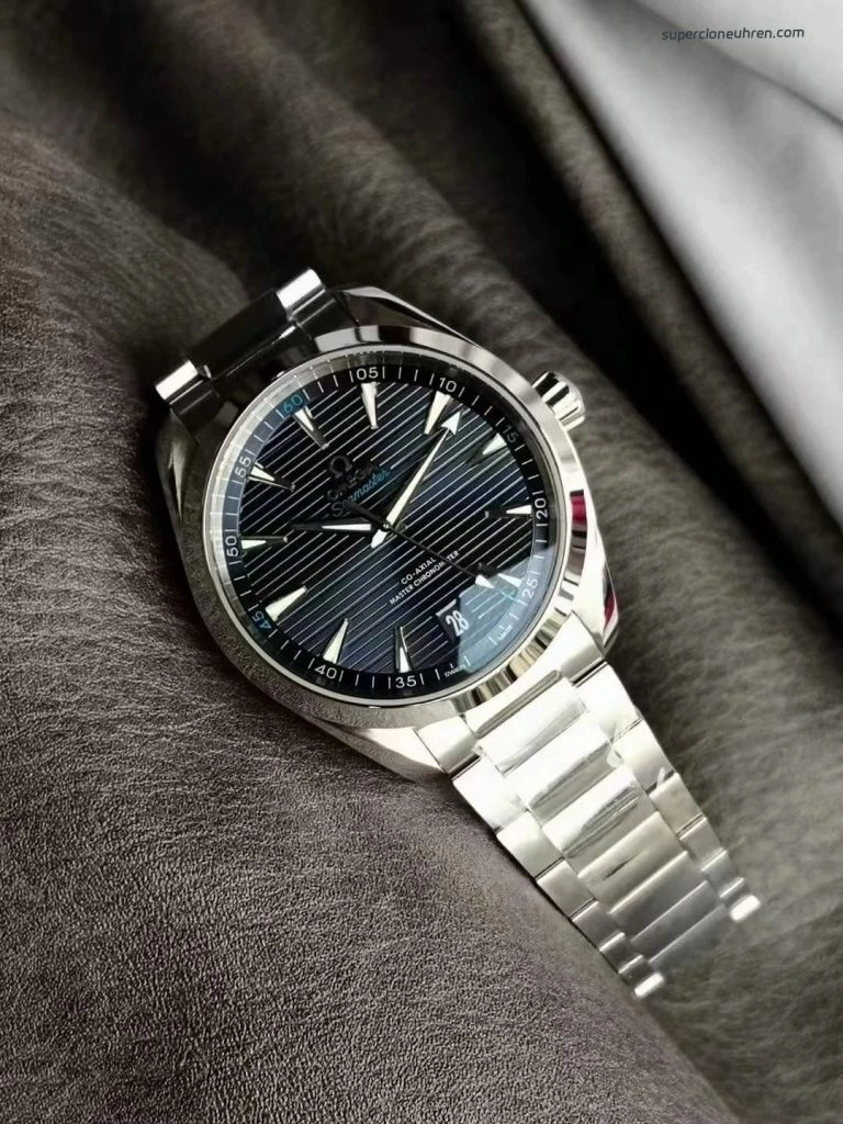 Premium Replica Uhr Omega Seamaster 220.10.41.21.03.001 blaues Teak-Zifferblatt 41mm