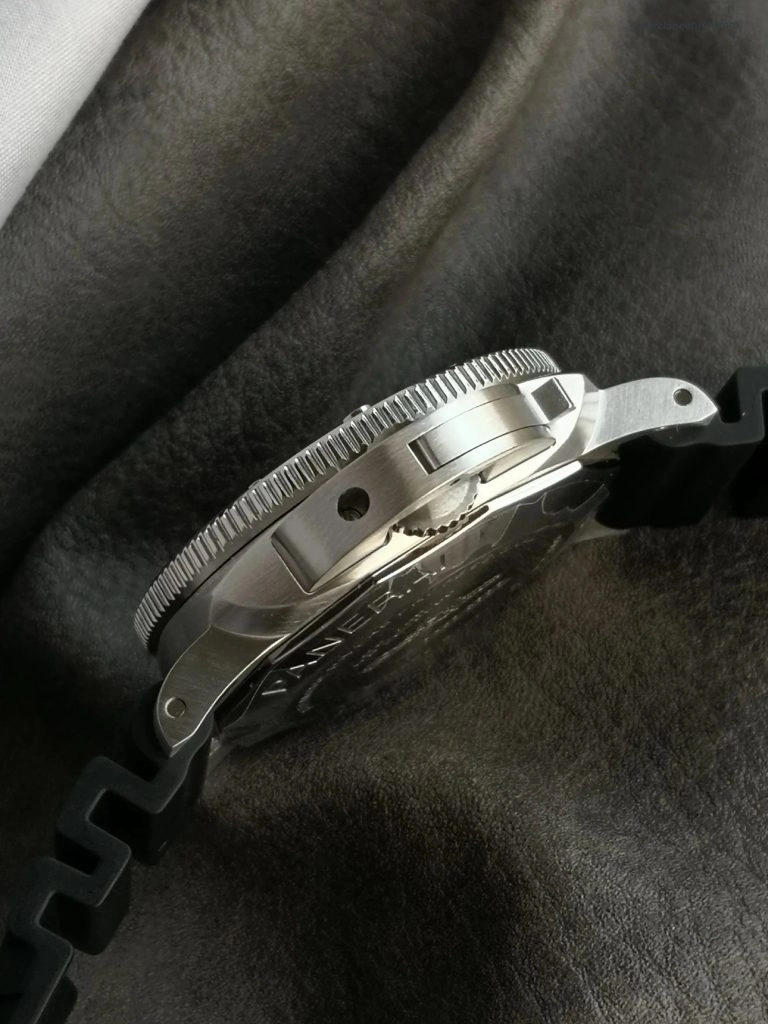 1:1 Super Clone Uhr Panerai Submersible PAM01229 mit blauem Sekundenzeiger Edelstahl 44mm