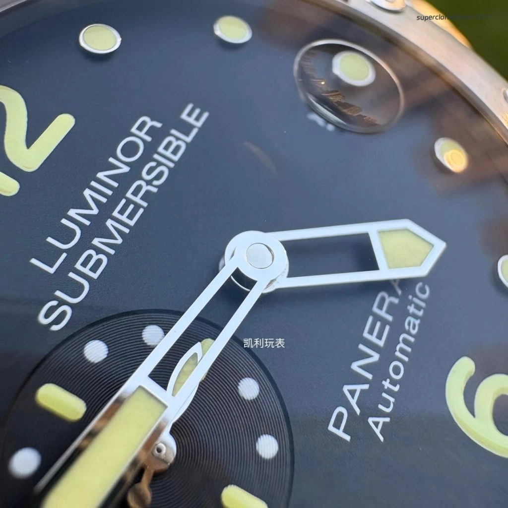 Premium Replica Uhr Panerai Submersible PAM01024 mattes Edelstahlgehäuse 44mm