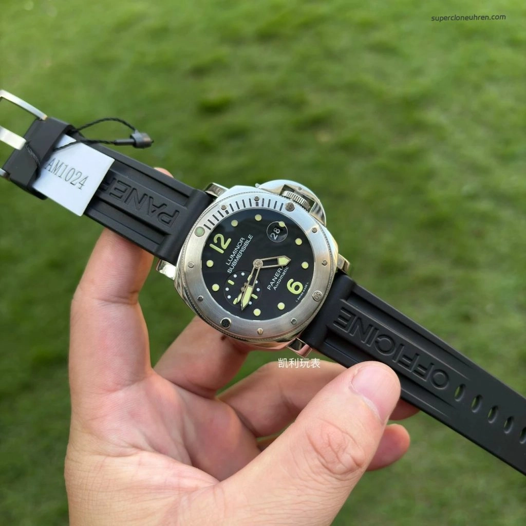 Premium Replica Uhr Panerai Submersible PAM01024 mattes Edelstahlgehäuse 44mm