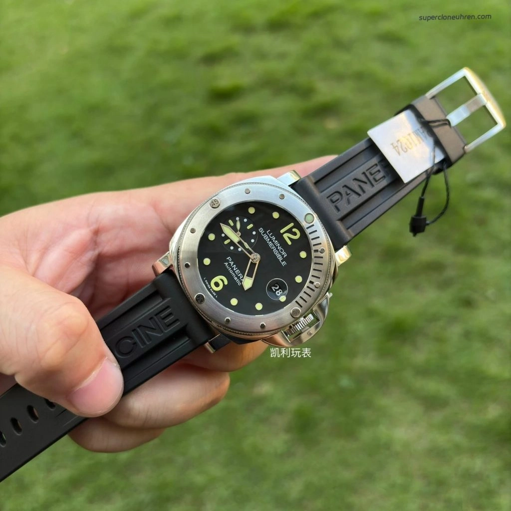 Premium Replica Uhr Panerai Submersible PAM01024 mattes Edelstahlgehäuse 44mm
