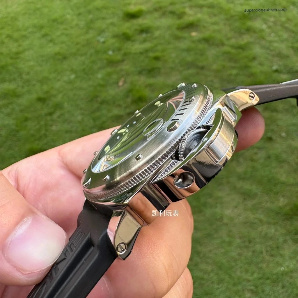 Premium Replica Uhr Panerai Submersible PAM01024 mattes Edelstahlgehäuse 44mm