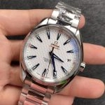 Premium Replica Uhr Omega Seamaster 231.10.42.21.02.005 silbernes Zifferblatt mit goldfarbenem Sekundenzeiger 41,5 mm