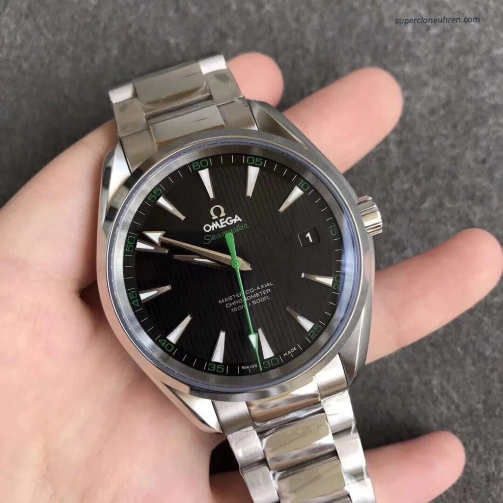 Super Clone Omega Seamaster 231.10.42.21.01.004 schwarzes Zifferblatt mit grünen Akzenten 41,5mm