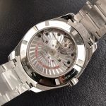 Premium Replica Uhr Omega Seamaster Aqua Terra 231.10.42.21.02.004 weißes Zifferblatt mit goldfarbenem Sekundenzeiger 41,5 mm
