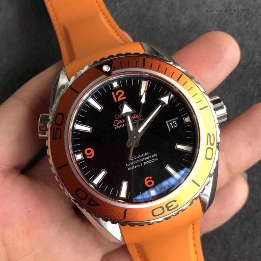 Super Clone Omega Seamaster Planet Ocean 232.32.42.21.01.001 mit orangefarbener Lünette 42 mm