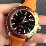 Super Clone Omega Seamaster Planet Ocean 232.32.42.21.01.001 mit orangefarbener Lünette 42 mm