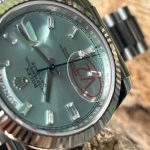 Premium Replica Uhr Rolex Day-Date m228236-0006 eisblaues Zifferblatt mit Diamantindizes 40 mm