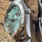 Premium Replica Uhr Rolex Day-Date m228236-0006 eisblaues Zifferblatt mit Diamantindizes 40 mm