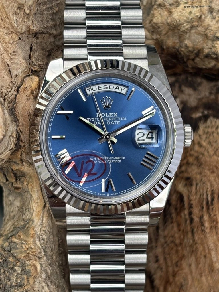 Super Clone Rolex Day-Date m228239-0007 blaues Zifferblatt mit römischen Ziffern 40mm