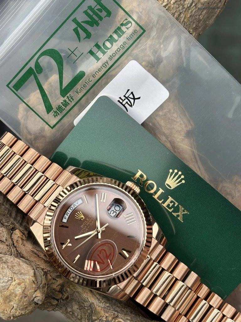Premium Replica Uhr Rolex Day-Date m228235-0002 Roségold mit braunem Zifferblatt 40mm