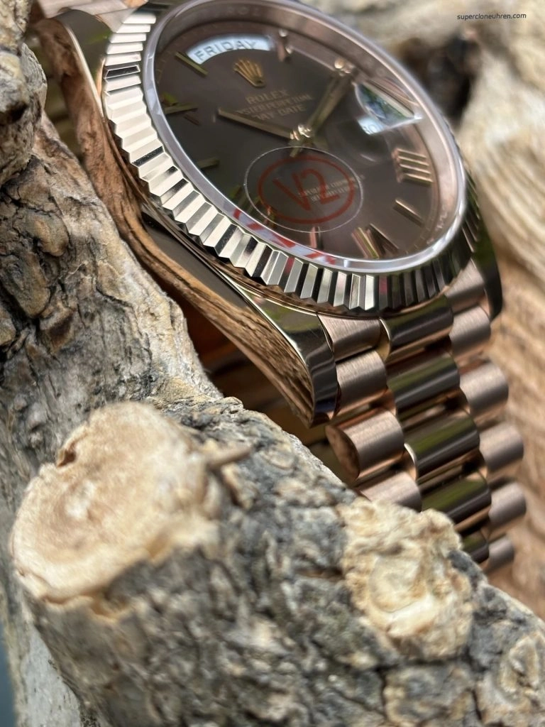 Premium Replica Uhr Rolex Day-Date m228235-0002 Roségold mit braunem Zifferblatt 40mm