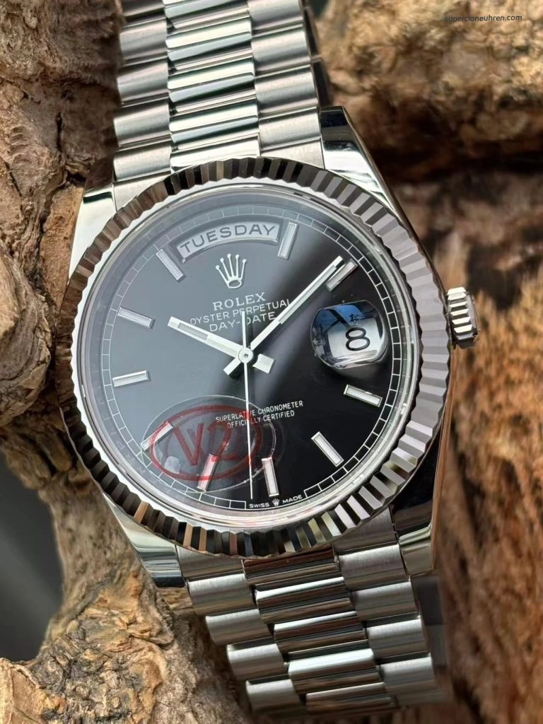 Premium Replica Uhr Rolex Day-Date m228239-0004 schwarzes Zifferblatt mit Leuchtindizes 40mm