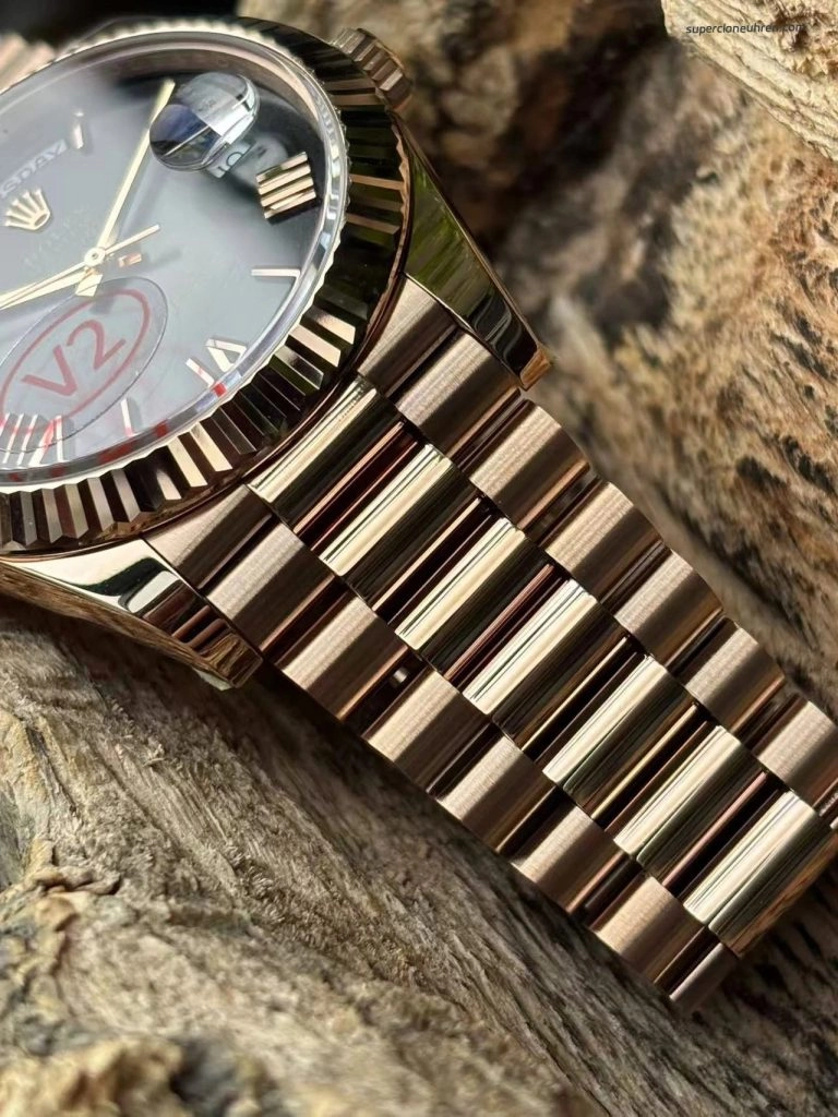 Premium Replica Uhr Rolex Day-Date m228235-0055 Roségold mit grauem Verlaufzifferblatt 40mm