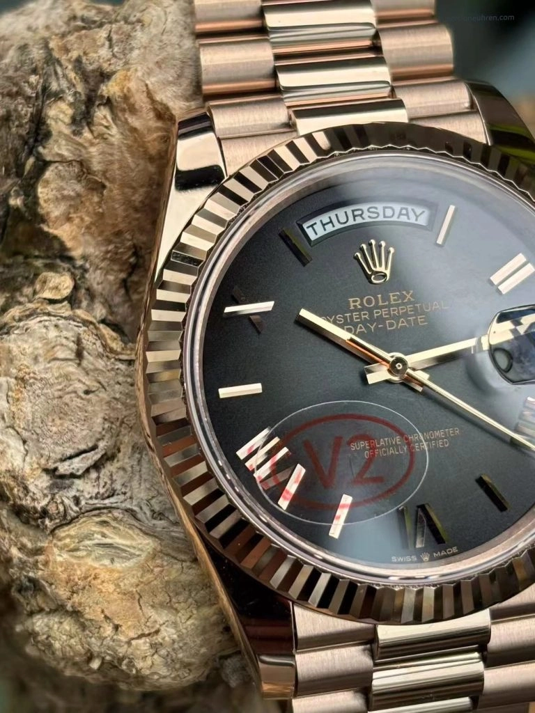 Premium Replica Uhr Rolex Day-Date m228235-0055 Roségold mit grauem Verlaufzifferblatt 40mm