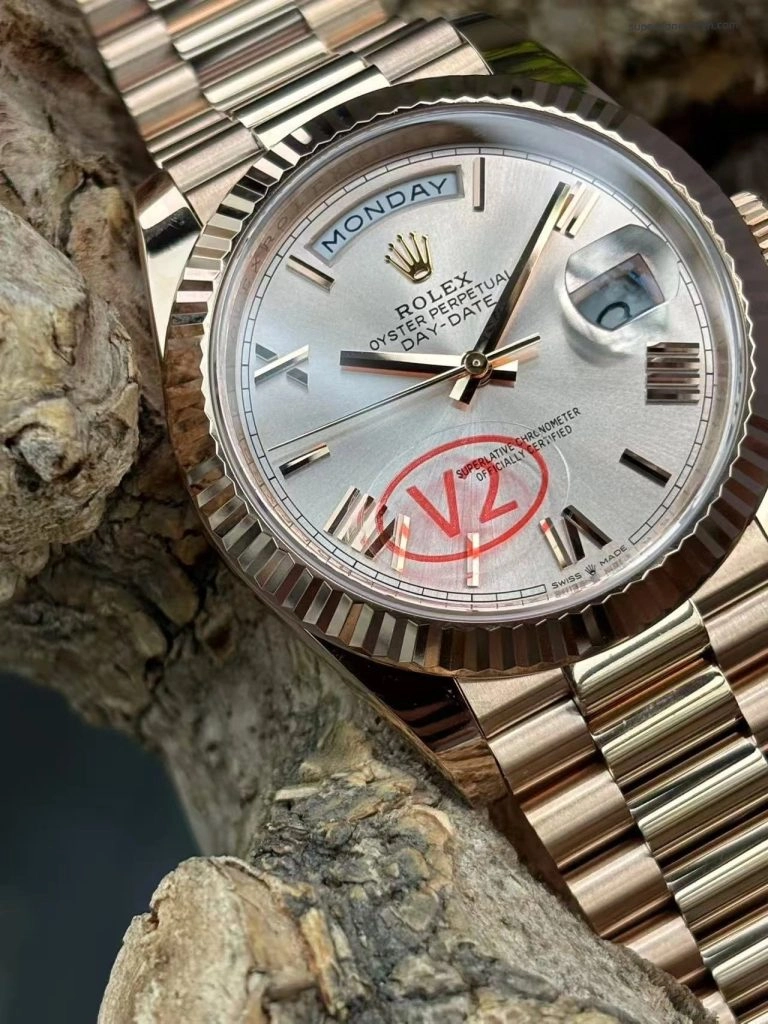 Super Clone Rolex Day-Date m228235-0001 in Roségold mit Champagner-Zifferblatt 40mm
