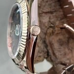 Premium Replica Uhr Rolex Day-Date m228235-0003 Roségold mit schokoladenbraunem Zifferblatt 40mm