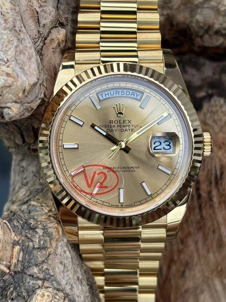 1:1 Super Clone Uhr Rolex Day-Date m228238-0003 Gelbgold mit President-Band 40mm