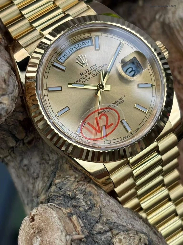1:1 Super Clone Uhr Rolex Day-Date m228238-0003 Gelbgold mit President-Band 40mm