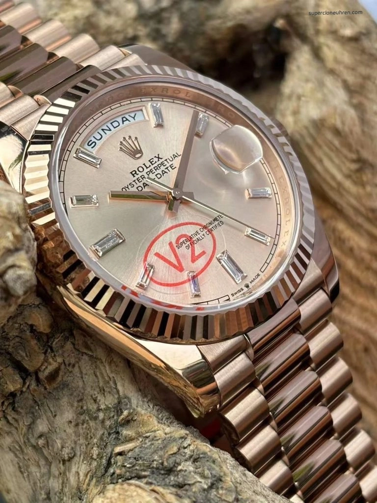 Premium Replica Uhr Rolex Day-Date m228235-0004 in Roségold mit Champagner-Zifferblatt 40mm