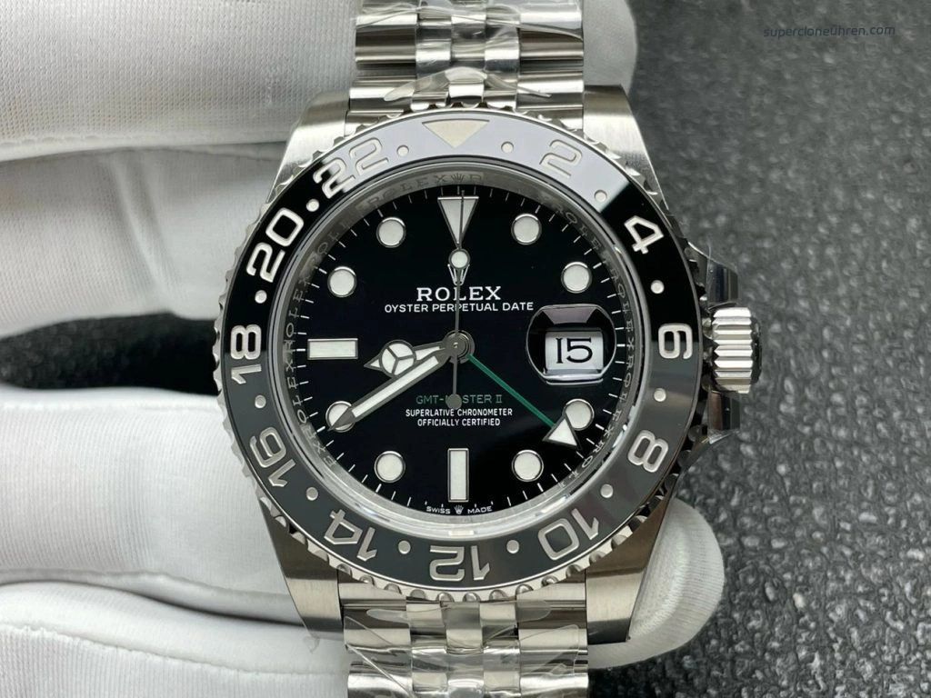 Super Clone Rolex GMT-Master II 126710GRNR-0003 Oystersteel mit schwarzer Lünette 40 mm