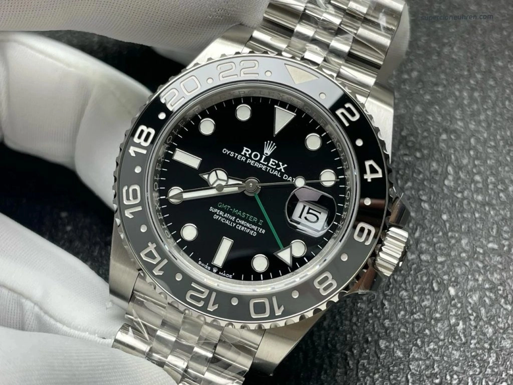 Super Clone Rolex GMT-Master II 126710GRNR-0003 Oystersteel mit schwarzer Lünette 40 mm