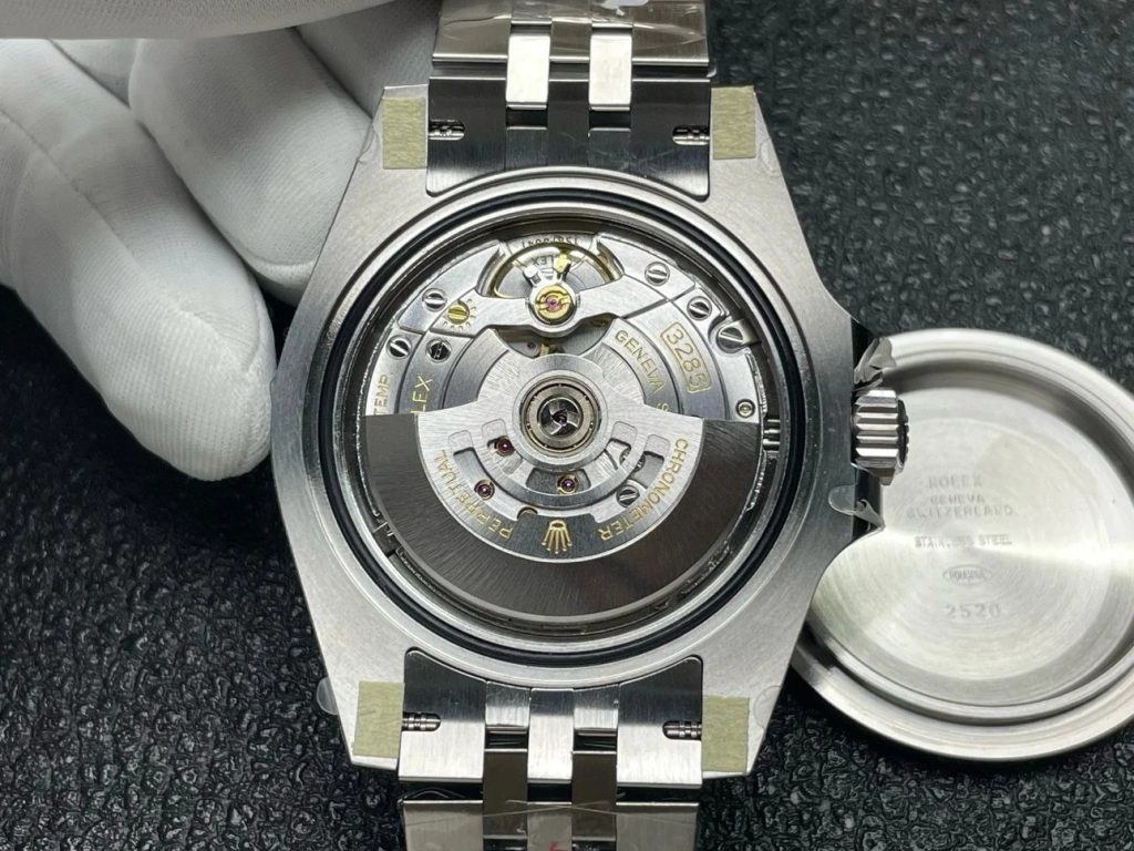 Super Clone Rolex GMT-Master II 126710GRNR-0003 Oystersteel mit schwarzer Lünette 40 mm