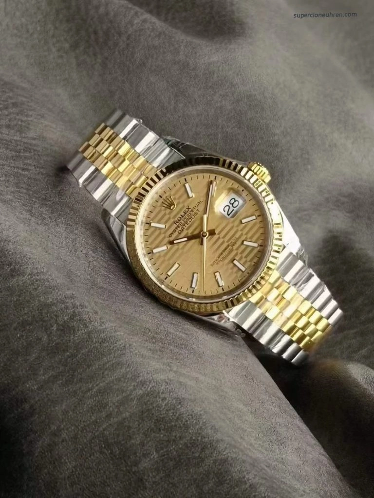 Premium Replica Uhr Rolex Datejust 36 M126233-0039 Bicolor mit Jubilee-Band 36 mm