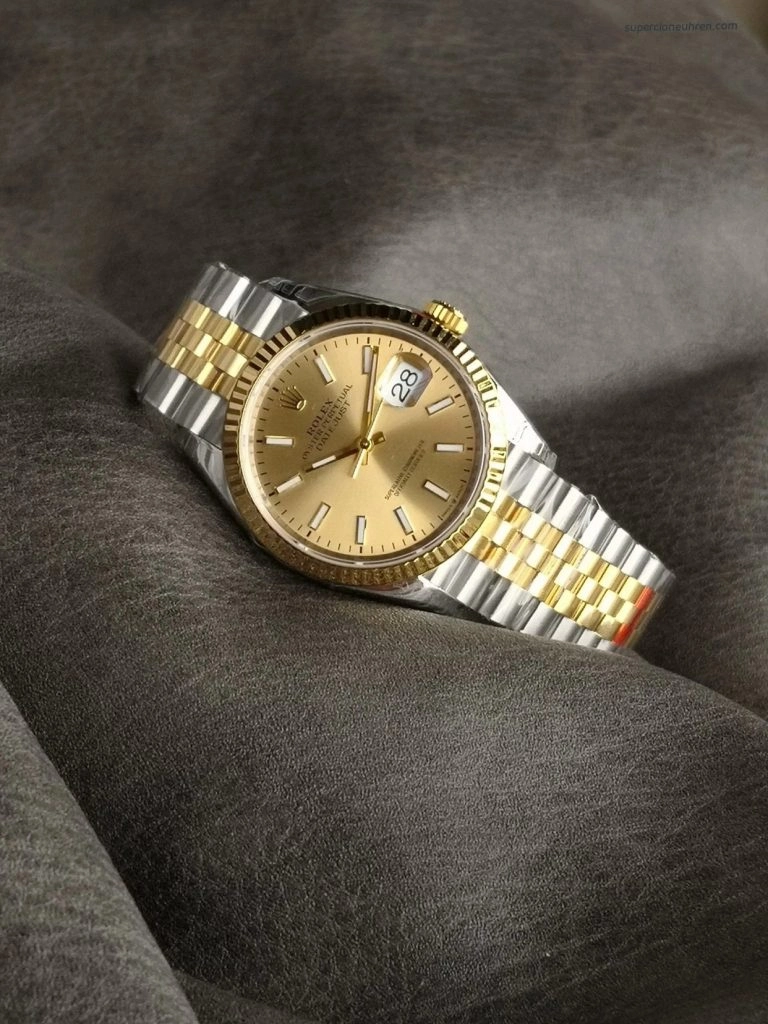 Premium Replica Uhr Rolex Datejust m126233-0015 mit Bicolor-Lünette und Jubilé-Band 36mm