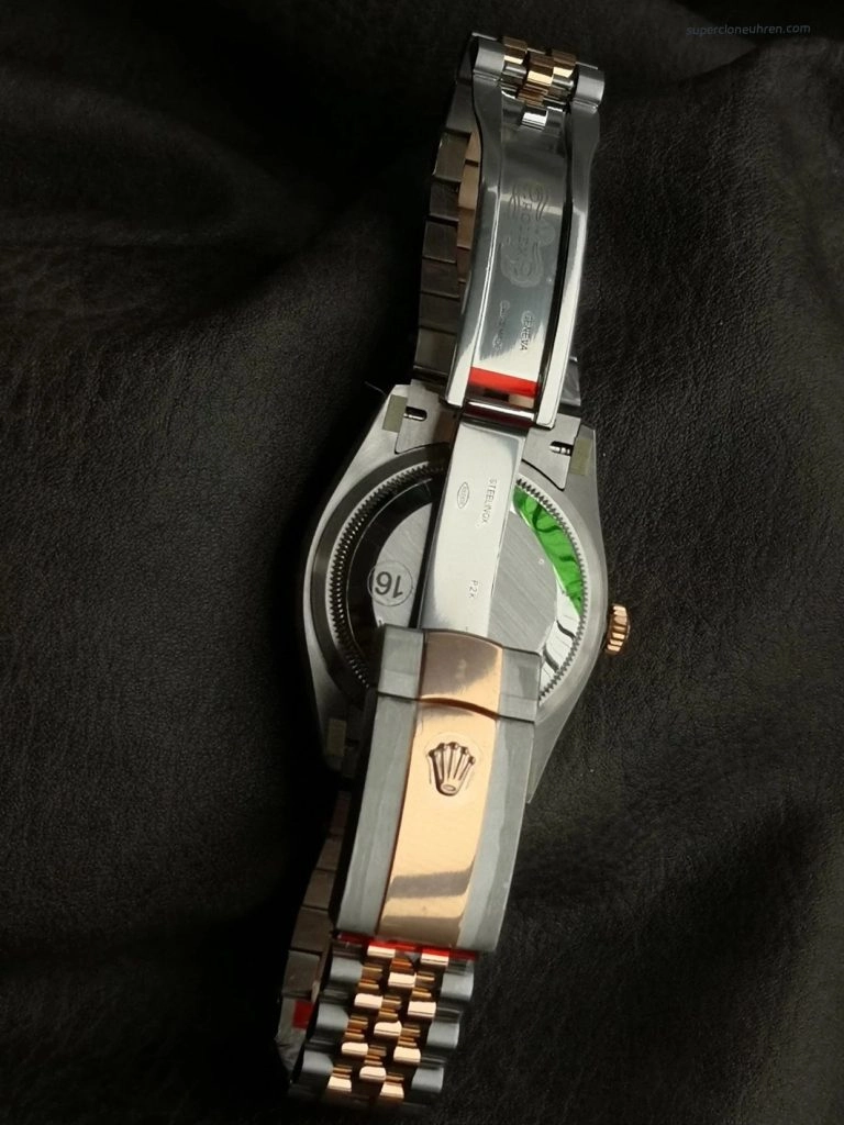 Premium Replica Uhr Rolex Datejust m126231-0013 Bicolor mit geriffelter Lünette 36mm