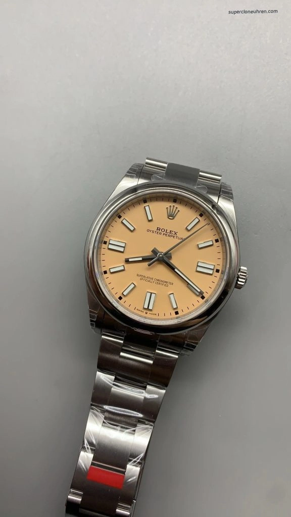 Premium Replica Uhr Rolex Oyster Perpetual 41 m134300-0007 in Sandbeige 41 mm